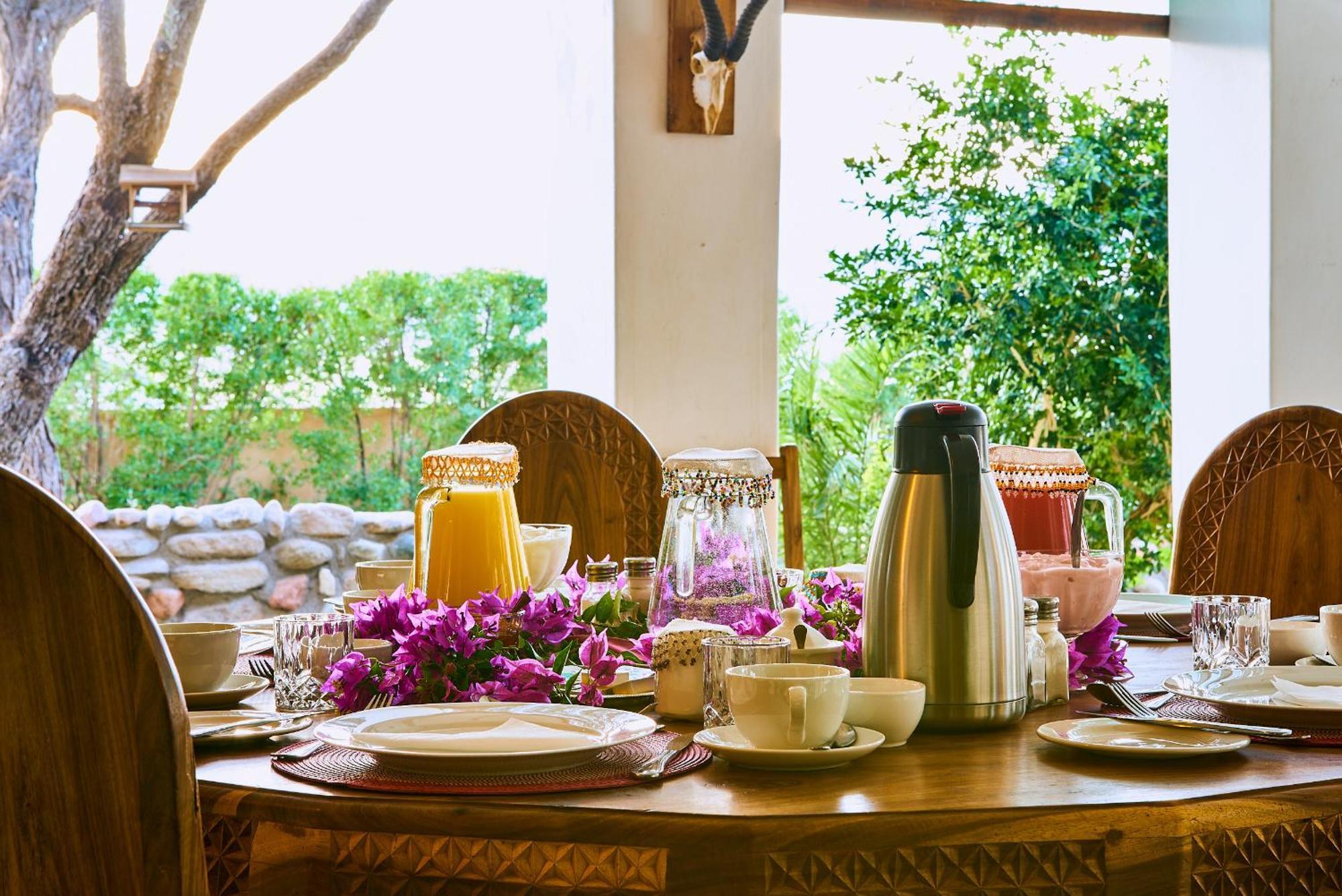 Corona Guest Farm Luaran gambar
